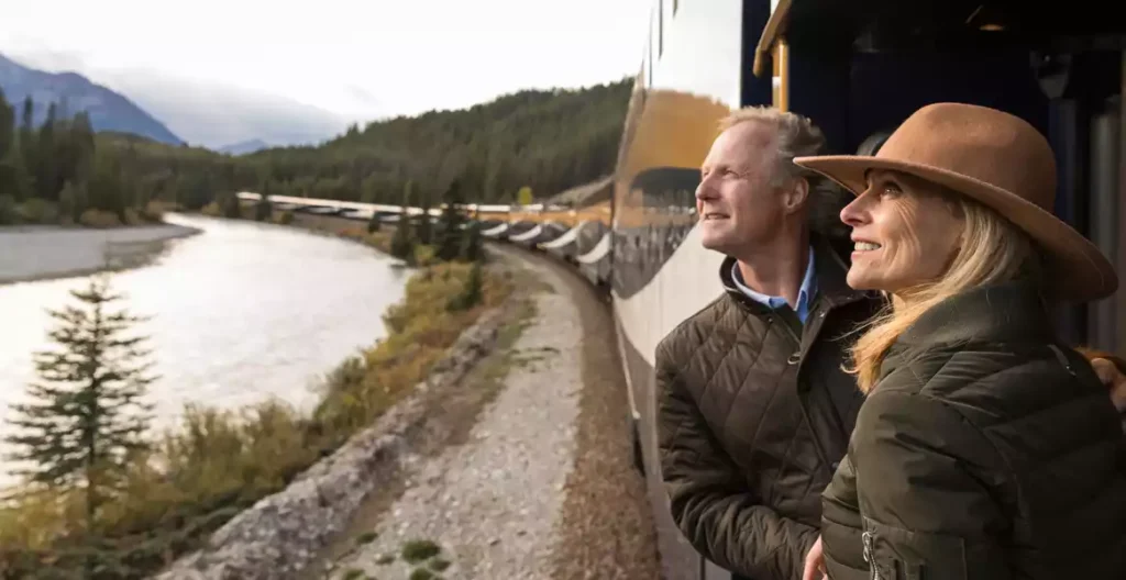 rocky mountaineer train travel